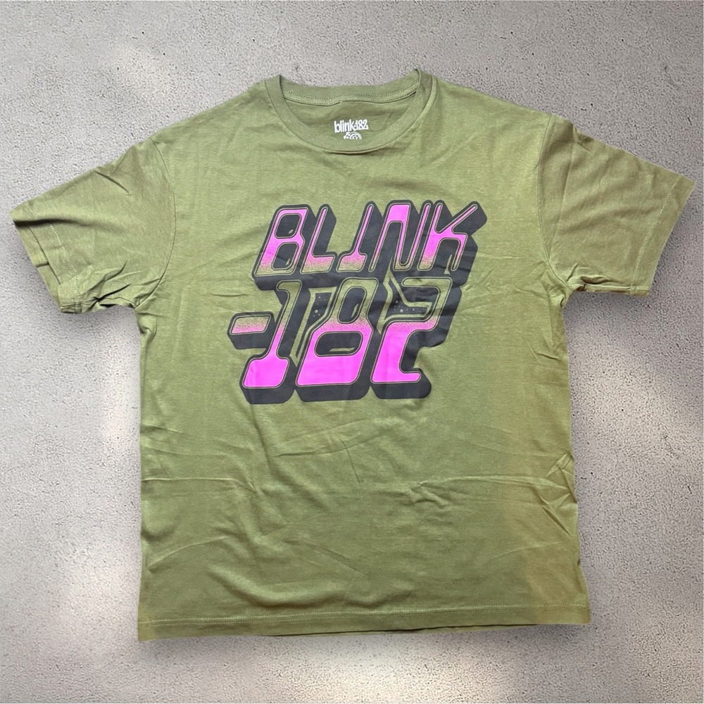 Blink-182 Band T-Shirt Olive Green Pink Graphic Logo Mens Size Medium Pop Punk